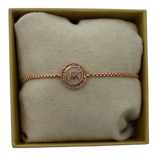 MICHAEL Michael Kors Jewelry - Michael Kors Elegant Gold Bracelet with Logo Charm rose gold color